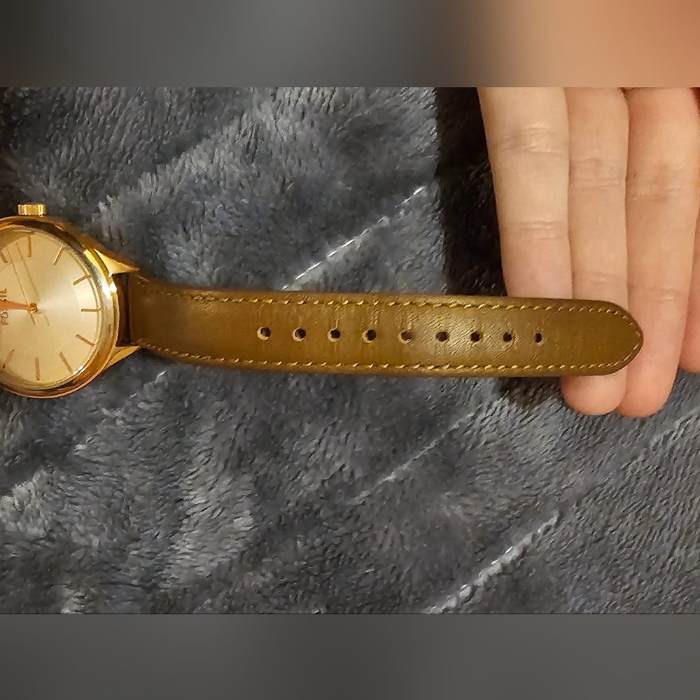 Fossil Watch With Interchangable Bands - image 3